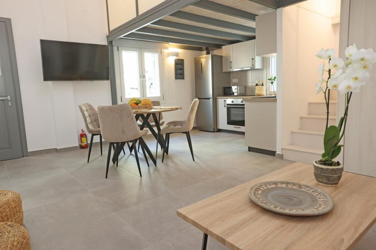 에르무폴리 Modern Loft Syros 아파트 외부 사진